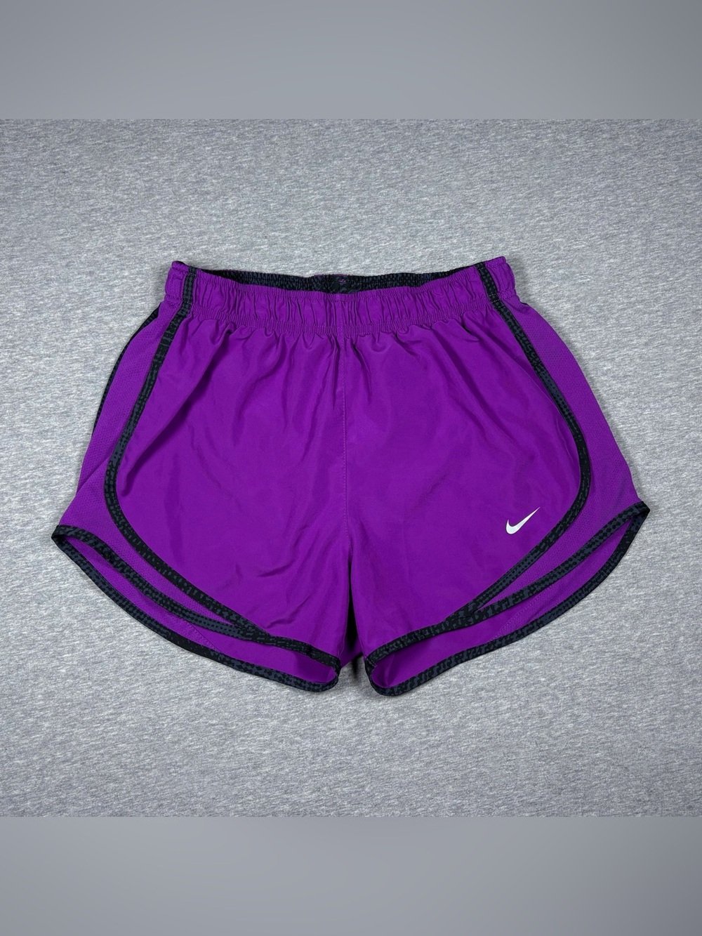 Nike Dri-Fit Tempo Brief Lined Running Shorts Womens Small Purple Gym Activewear